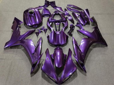 2004-2006 Morado Oscuro R1 Carenado
