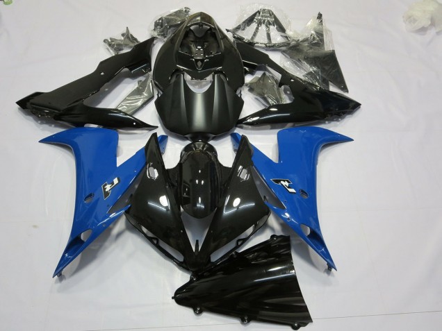 2004-2006 Negro Mate R1 Carenado