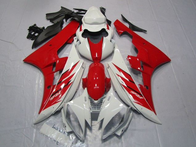 2006-2007 Estilo Rojo & Blanco R6 Carenado