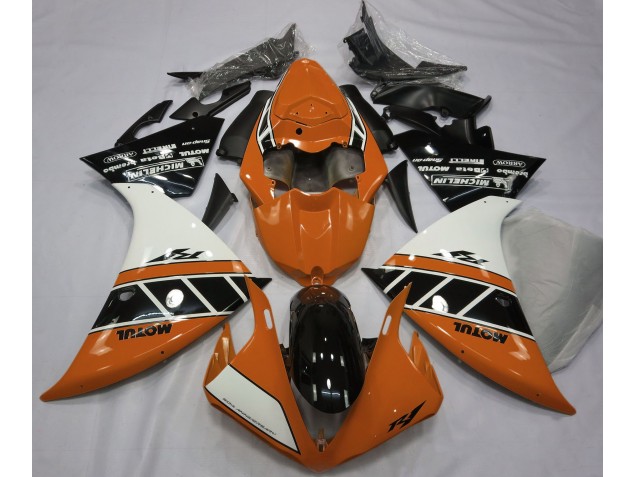 2012-2014 Naranja Brillante Blanco & Negro R1 Carenado