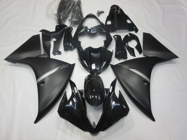 2012-2014 Negro Mate R1 Carenado