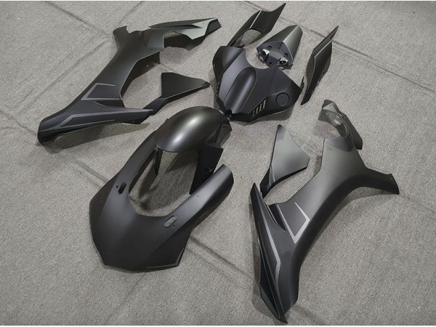 2015-2019 Negro Mate R1 Carenado