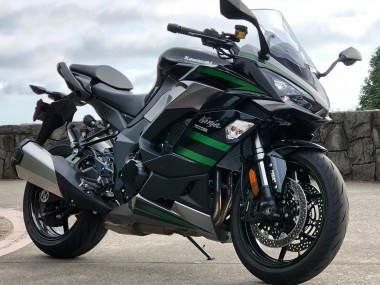 Carenados Moto Kawasaki Z1000SX 2020-2025 - Negro Verde Línea Ninja Asequibles