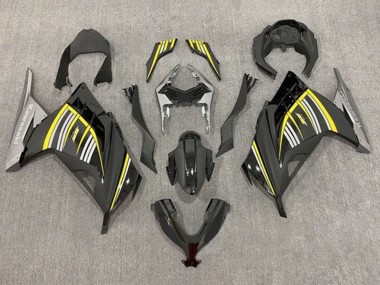 Carenados Moto Kawasaki EX300 2013-2024 - Amarillo Plata Negro Brillante Negro Mate Asequibles