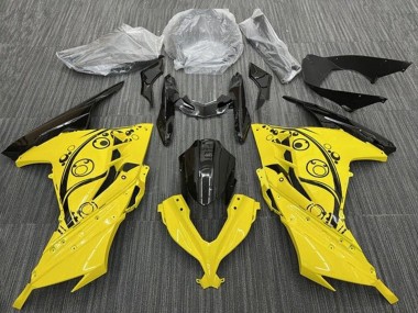 Carenados Moto Kawasaki EX300 2013-2024 - Amarillo Negro Círculos Asequibles