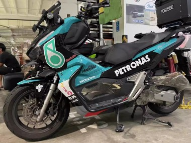 Carenados Moto Honda ADV150 2018-2021 - Azul Verde Rojo Negro Brillante Petronas Asequibles