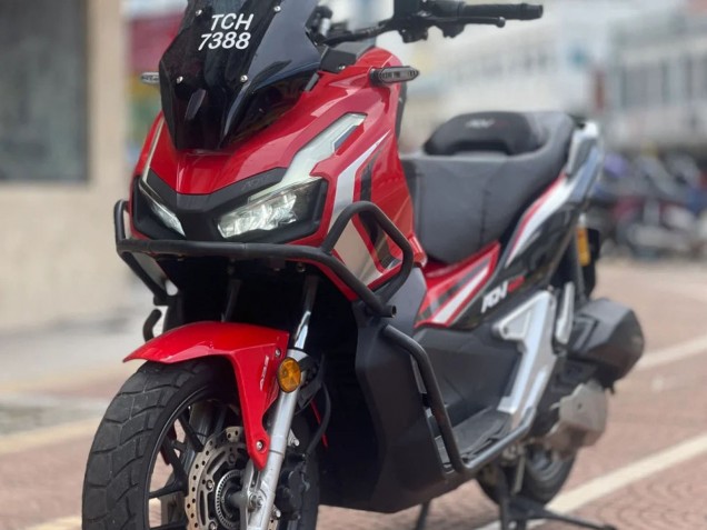Carenados Moto Honda ADV150 2018-2021 - Rojo Blanco Negro Asequibles
