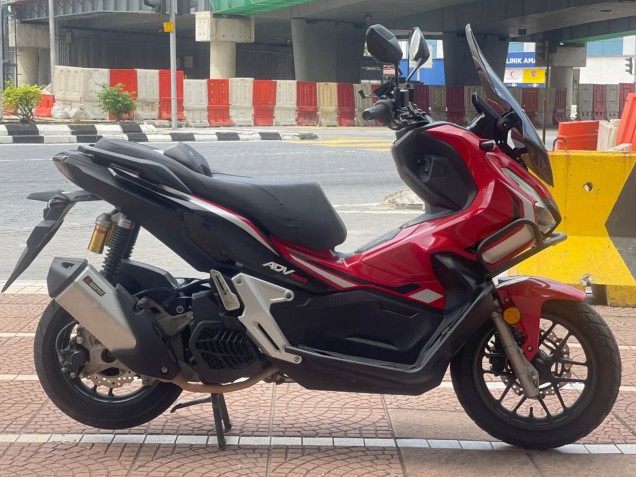 Carenados Moto Honda ADV150 2018-2021 - Rojo Blanco Negro Asequibles