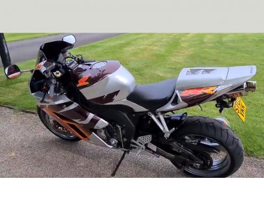 Carenados Moto Honda CBR1000RR 2006-2007 - Plata Naranja Asequibles